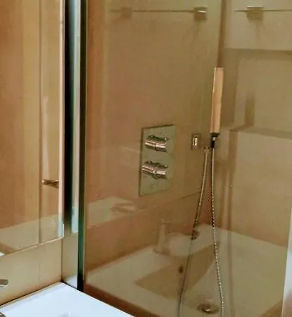 House Apartment *
