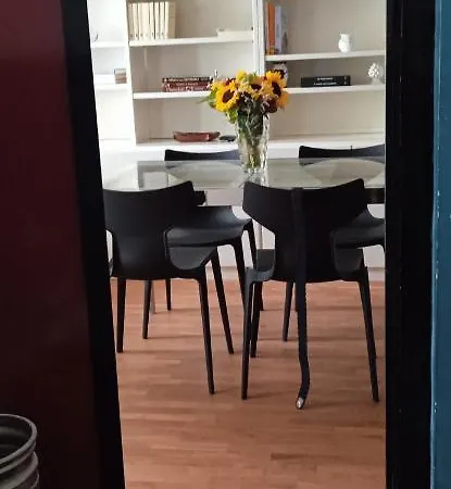 House شقة باري
